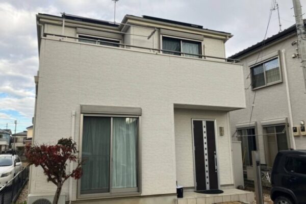 神奈川県厚木市　N様邸　屋根・外壁塗装工事　施工前　塗装が必要なサイン