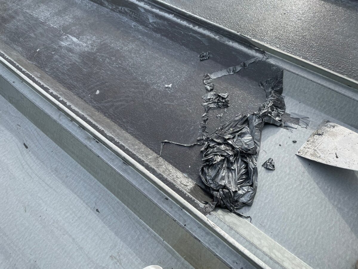 屋根塗装は「下地処理」と「下塗り」が非常に大事！